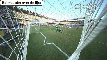 wc-2010-kwart-finale-bal-niet-over-de-lijn